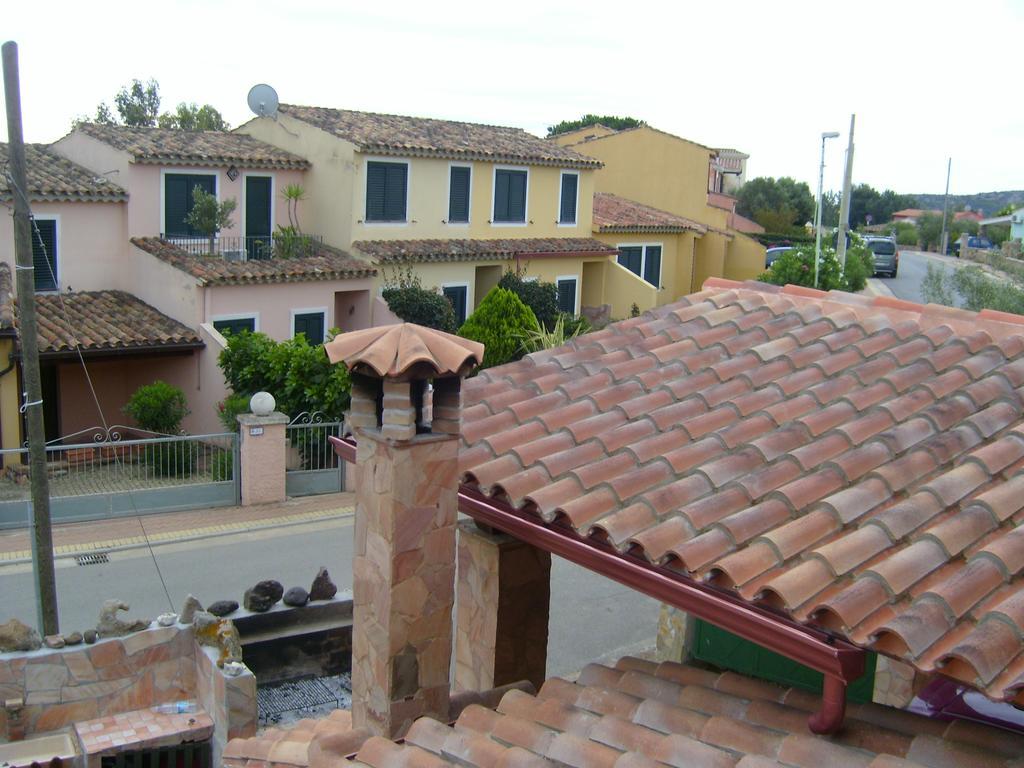 Casa Di Rosa Chia Exterior foto