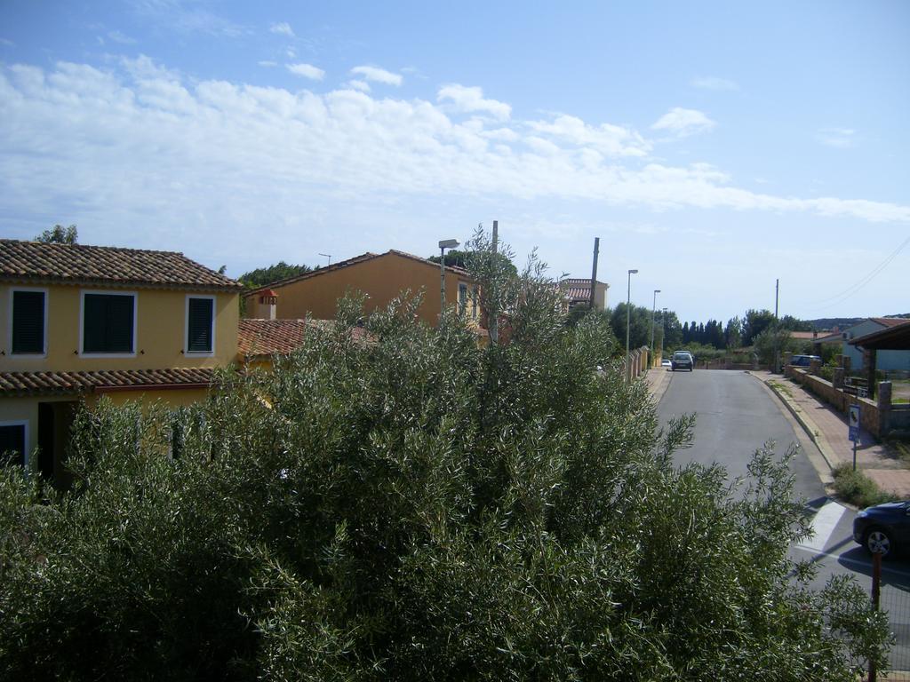 Casa Di Rosa Chia Exterior foto